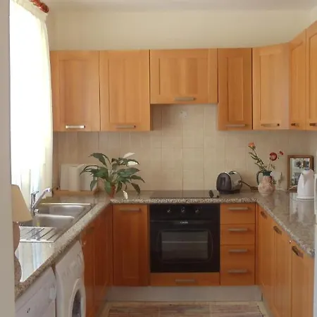Apartment Adonis *
